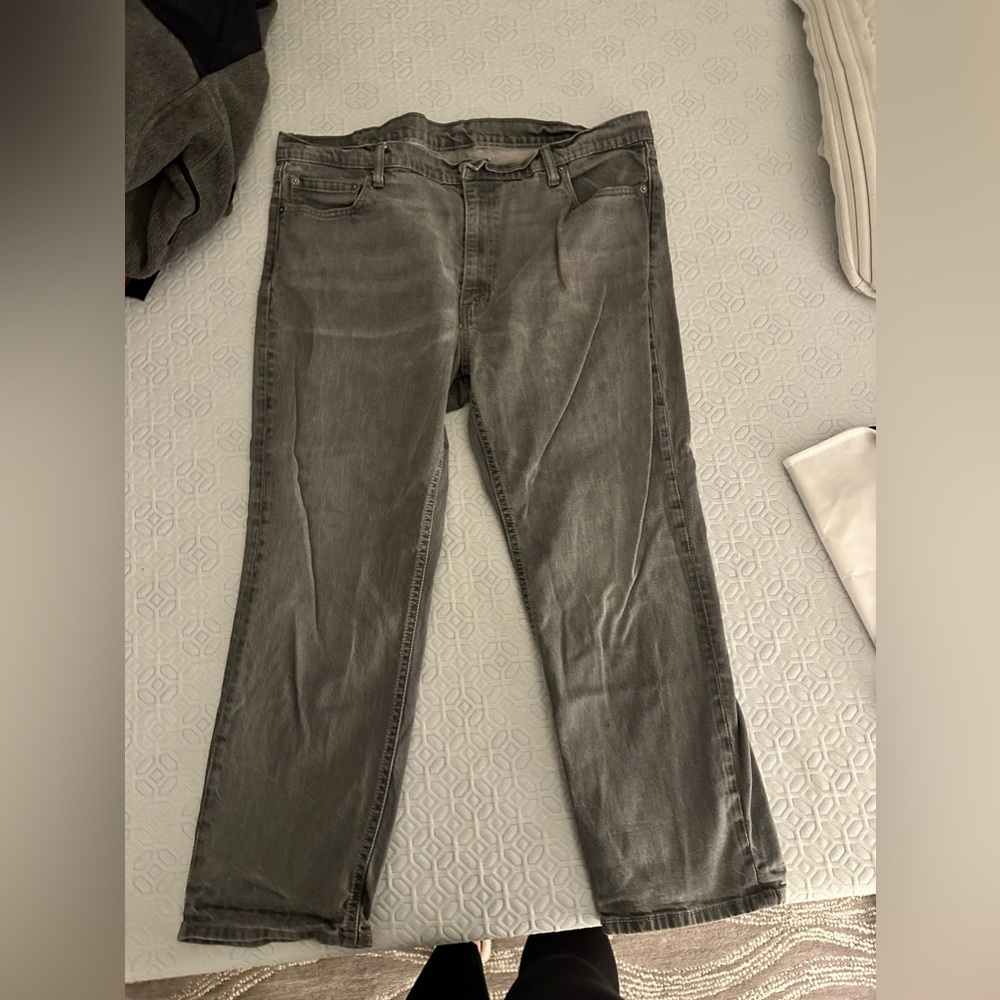 Levi’s style 541 size 42x30. Worn less than 5 times.